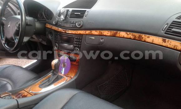 Acheter Occasion Voiture Mercedes-Benz E–Class Noir à Cotonou, Benin Acheter Occasion Voiture Mercedes-Benz E–Class Noir à Cotonou, Benin