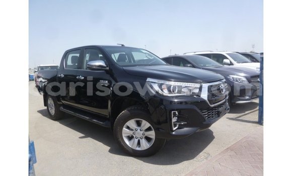 Sayi Imported Toyota Hilux Black Mota in Import - Dubai a Benin Sayi Imported Toyota Hilux Black Mota in Import - Dubai a Benin