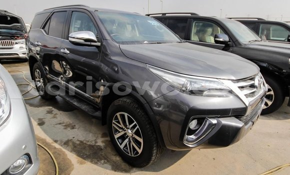 Ra Imported Toyota Fortuner Miiran Ọkọ̀ in Import - Dubai ni Benin Ra Imported Toyota Fortuner Miiran Ọkọ̀ in Import - Dubai ni Benin