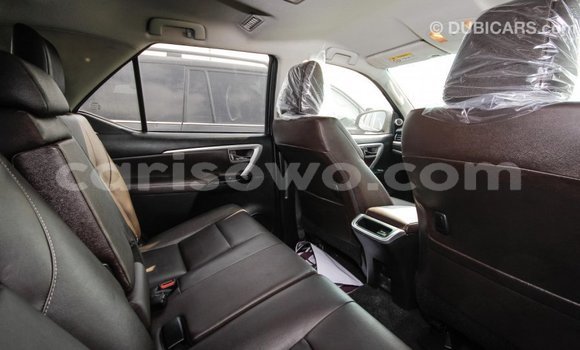 Ra Imported Toyota Fortuner Miiran Ọkọ̀ in Import - Dubai ni Benin Ra Imported Toyota Fortuner Miiran Ọkọ̀ in Import - Dubai ni Benin