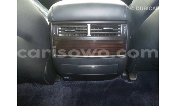 Sayi Imported Lexus LX White Mota in Import - Dubai a Benin Sayi Imported Lexus LX White Mota in Import - Dubai a Benin