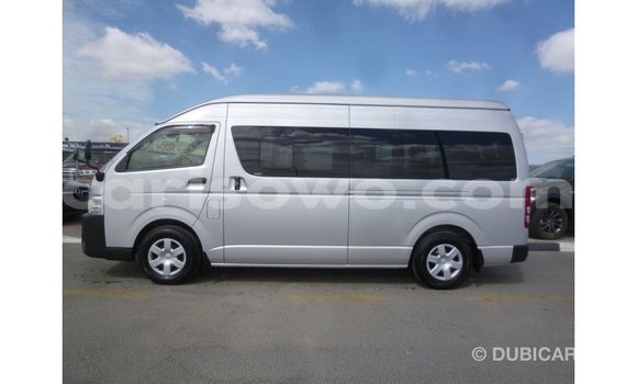 Sayi Imported Toyota Hiace Sauran Mota in Import - Dubai a Benin Sayi Imported Toyota Hiace Sauran Mota in Import - Dubai a Benin