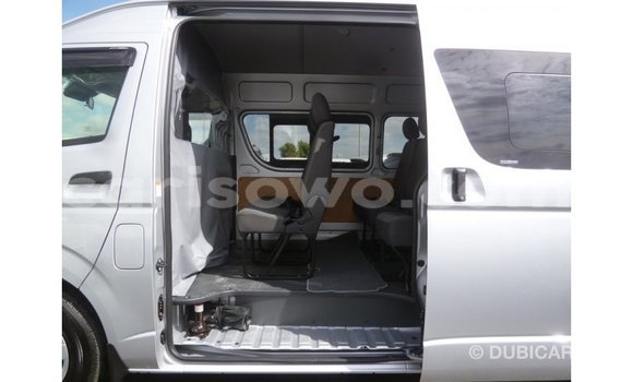 Sayi Imported Toyota Hiace Sauran Mota in Import - Dubai a Benin Sayi Imported Toyota Hiace Sauran Mota in Import - Dubai a Benin