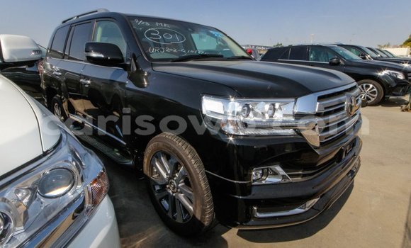 Sayi Imported Toyota Land Cruiser Black Mota in Import - Dubai a Benin Sayi Imported Toyota Land Cruiser Black Mota in Import - Dubai a Benin