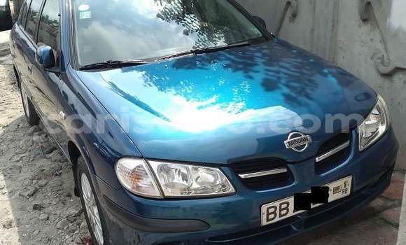 Sayi Na hannu Nissan Almera Blue Mota in Cotonou a Benin Sayi Na hannu Nissan Almera Blue Mota in Cotonou a Benin