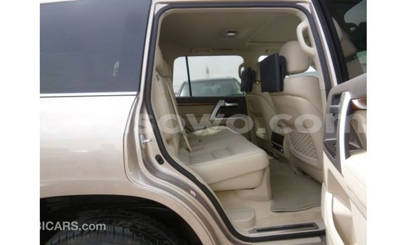 Ra Imported Toyota Land Cruiser Miiran Ọkọ̀ in Import - Dubai ni Benin Ra Imported Toyota Land Cruiser Miiran Ọkọ̀ in Import - Dubai ni Benin