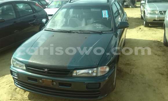 Acheter Occasion Voiture Mitsubishi Lancer Vert à Porto Novo, Benin Acheter Occasion Voiture Mitsubishi Lancer Vert à Porto Novo, Benin