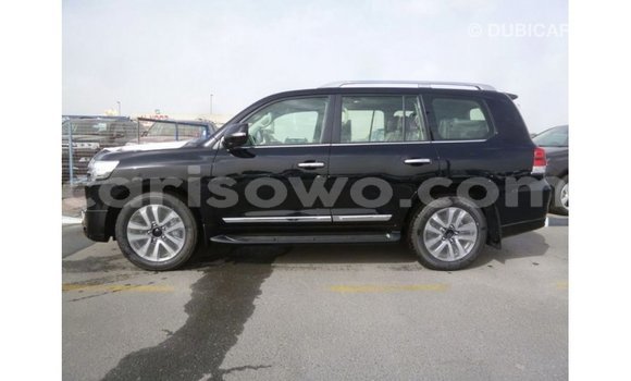 Sayi Imported Toyota Land Cruiser Black Mota in Import - Dubai a Benin Sayi Imported Toyota Land Cruiser Black Mota in Import - Dubai a Benin