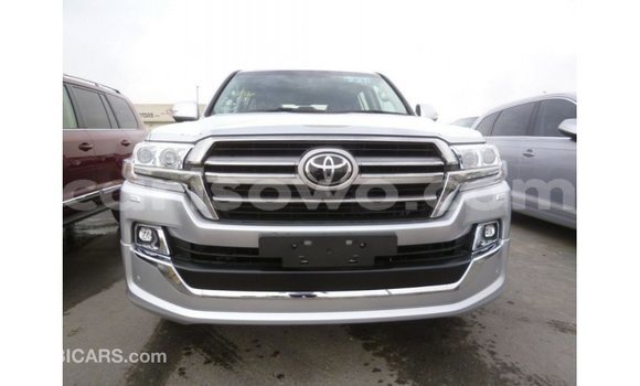 Sayi Imported Toyota Land Cruiser Sauran Mota in Import - Dubai a Benin Sayi Imported Toyota Land Cruiser Sauran Mota in Import - Dubai a Benin