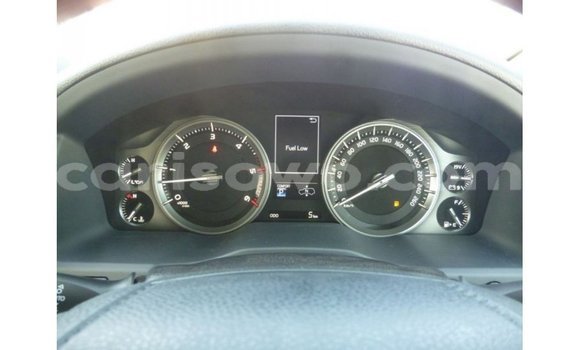 Acheter Import Voiture Toyota Land Cruiser Noir à Import - Dubai, Benin Acheter Import Voiture Toyota Land Cruiser Noir à Import - Dubai, Benin