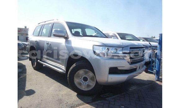 Buy Import Toyota Land Cruiser Other Car in Import - Dubai in Benign Buy Import Toyota Land Cruiser Other Car in Import - Dubai in Benign