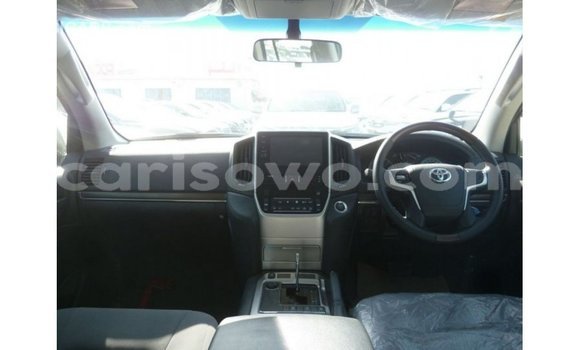 Buy Import Toyota Land Cruiser Other Car in Import - Dubai in Benign Buy Import Toyota Land Cruiser Other Car in Import - Dubai in Benign