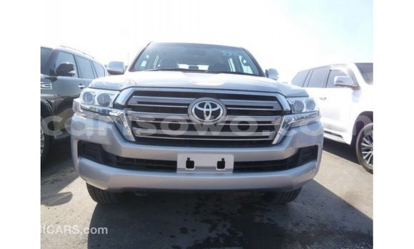 Buy Import Toyota Land Cruiser Other Car in Import - Dubai in Benign Buy Import Toyota Land Cruiser Other Car in Import - Dubai in Benign