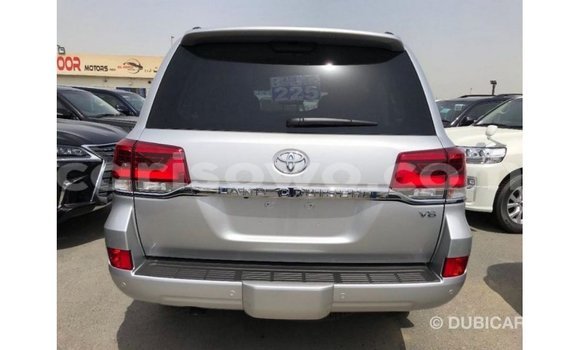 Buy Import Toyota Land Cruiser Other Car in Import - Dubai in Benign Buy Import Toyota Land Cruiser Other Car in Import - Dubai in Benign