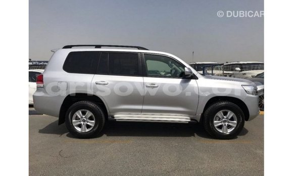 Buy Import Toyota Land Cruiser Other Car in Import - Dubai in Benign Buy Import Toyota Land Cruiser Other Car in Import - Dubai in Benign