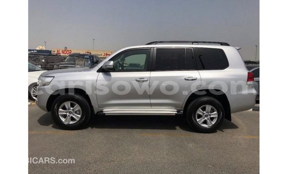 Buy Import Toyota Land Cruiser Other Car in Import - Dubai in Benign Buy Import Toyota Land Cruiser Other Car in Import - Dubai in Benign
