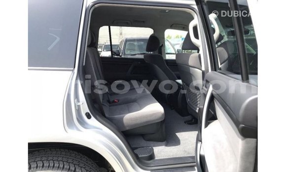 Buy Import Toyota Land Cruiser Other Car in Import - Dubai in Benign Buy Import Toyota Land Cruiser Other Car in Import - Dubai in Benign