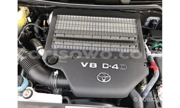 Buy Import Toyota Land Cruiser Other Car in Import - Dubai in Benign Buy Import Toyota Land Cruiser Other Car in Import - Dubai in Benign