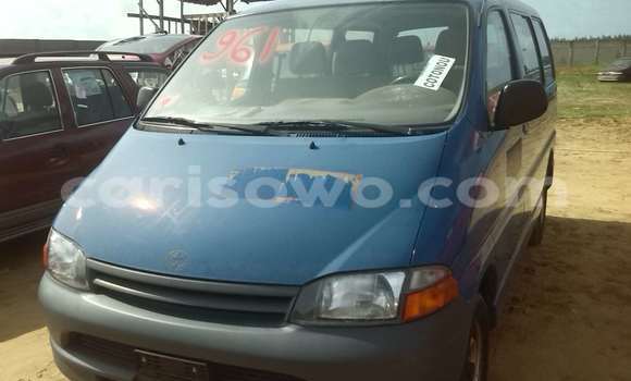 Acheter Occasion Voiture Toyota Hilux Bleu à Porto Novo, Benin Acheter Occasion Voiture Toyota Hilux Bleu à Porto Novo, Benin
