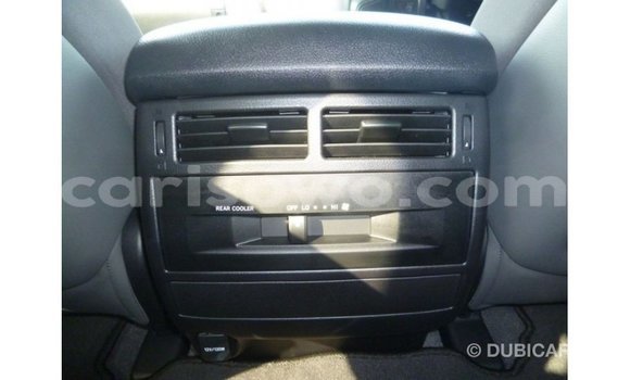 Acheter Import Voiture Toyota Land Cruiser Noir à Import - Dubai, Benin Acheter Import Voiture Toyota Land Cruiser Noir à Import - Dubai, Benin