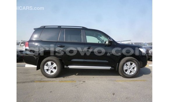 Ra Imported Toyota Land Cruiser Black Ọkọ̀ in Import - Dubai ni Benin Ra Imported Toyota Land Cruiser Black Ọkọ̀ in Import - Dubai ni Benin