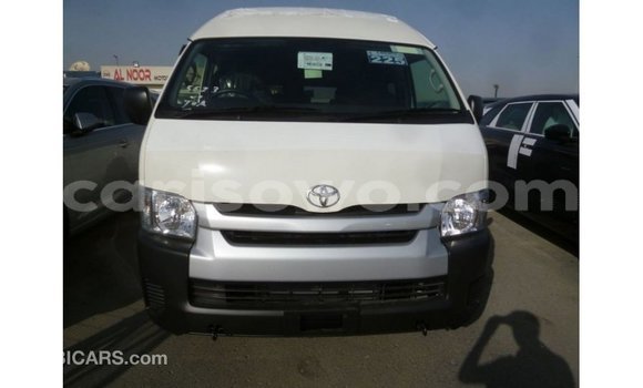 Sayi Imported Toyota Hiace White Mota in Import - Dubai a Benin Sayi Imported Toyota Hiace White Mota in Import - Dubai a Benin