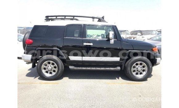 Acheter Import Voiture Toyota FJ Cruiser Noir à Import - Dubai, Benin Acheter Import Voiture Toyota FJ Cruiser Noir à Import - Dubai, Benin