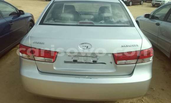 Acheter Occasion Voiture Hyundai Sonata Gris à Porto Novo, Benin Acheter Occasion Voiture Hyundai Sonata Gris à Porto Novo, Benin