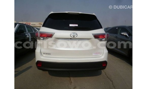 Buy Import Toyota Kluger White Car in Import - Dubai in Benign Buy Import Toyota Kluger White Car in Import - Dubai in Benign