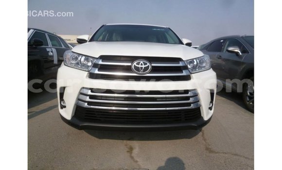Buy Import Toyota Kluger White Car in Import - Dubai in Benign Buy Import Toyota Kluger White Car in Import - Dubai in Benign