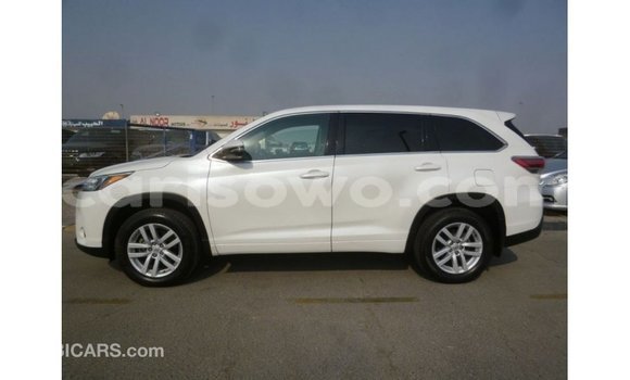 Buy Import Toyota Kluger White Car in Import - Dubai in Benign Buy Import Toyota Kluger White Car in Import - Dubai in Benign