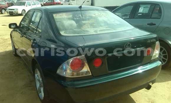 Acheter Occasion Voiture Lexus ES 300 Vert à Porto Novo, Benin Acheter Occasion Voiture Lexus ES 300 Vert à Porto Novo, Benin