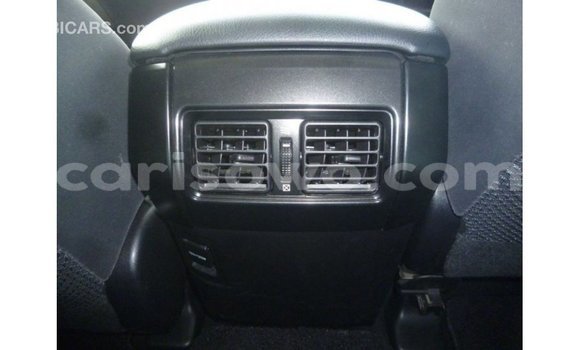 Sayi Imported Toyota Prado White Mota in Import - Dubai a Benin Sayi Imported Toyota Prado White Mota in Import - Dubai a Benin