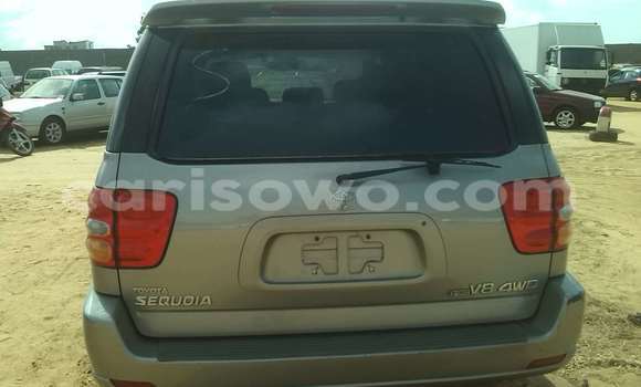 Acheter Occasion Voiture Toyota Sequoia Gris à Porto Novo, Benin Acheter Occasion Voiture Toyota Sequoia Gris à Porto Novo, Benin