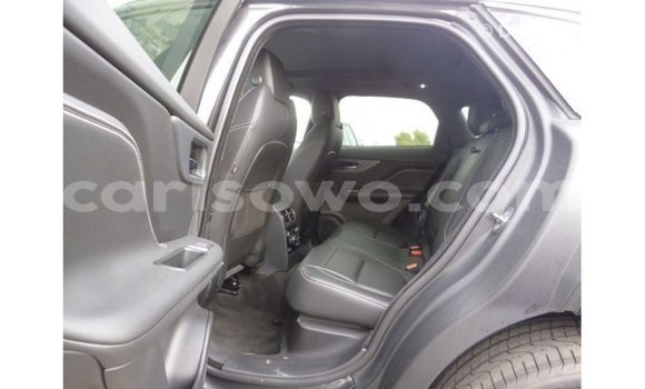 Acheter Import Voiture Jaguar F-Type Noir à Import - Dubai, Benin Acheter Import Voiture Jaguar F-Type Noir à Import - Dubai, Benin