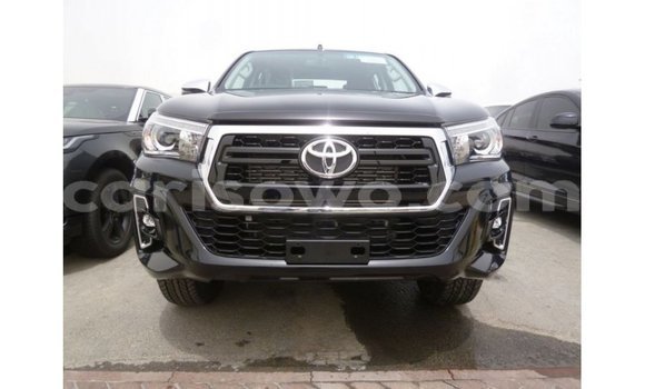 Acheter Import Voiture Toyota Hilux Noir à Import - Dubai, Benin Acheter Import Voiture Toyota Hilux Noir à Import - Dubai, Benin