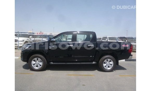 Ra Imported Toyota Hilux Black Ọkọ̀ in Import - Dubai ni Benin Ra Imported Toyota Hilux Black Ọkọ̀ in Import - Dubai ni Benin