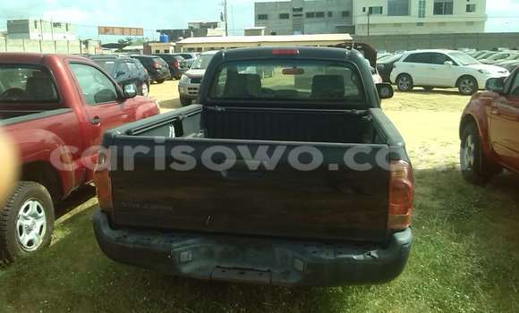 Acheter Occasion Voiture Toyota Tacoma Noir à Porto Novo, Benin Acheter Occasion Voiture Toyota Tacoma Noir à Porto Novo, Benin
