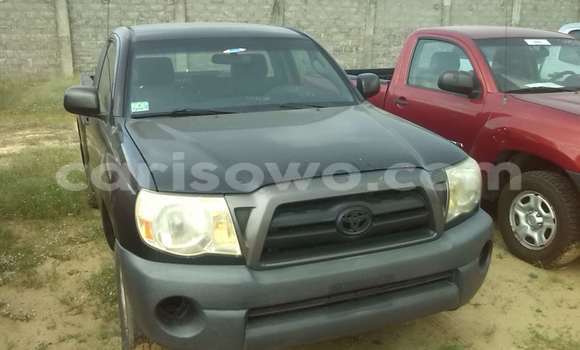 Acheter Occasion Voiture Toyota Tacoma Noir à Porto Novo, Benin Acheter Occasion Voiture Toyota Tacoma Noir à Porto Novo, Benin