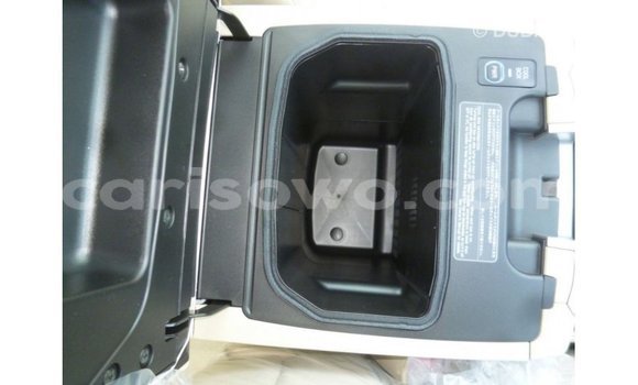 Buy Import Toyota Land Cruiser White Car in Import - Dubai in Benign Buy Import Toyota Land Cruiser White Car in Import - Dubai in Benign