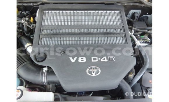 Buy Import Toyota Land Cruiser White Car in Import - Dubai in Benign Buy Import Toyota Land Cruiser White Car in Import - Dubai in Benign