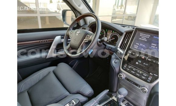 Sayi Imported Toyota Land Cruiser Black Mota in Import - Dubai a Benin Sayi Imported Toyota Land Cruiser Black Mota in Import - Dubai a Benin