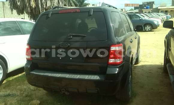 Acheter Occasion Voiture Ford Edge Noir à Porto Novo, Benin Acheter Occasion Voiture Ford Edge Noir à Porto Novo, Benin