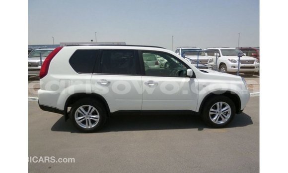 Buy Import Nissan Evalia White Truck in Import - Dubai in Benign Buy Import Nissan Evalia White Truck in Import - Dubai in Benign