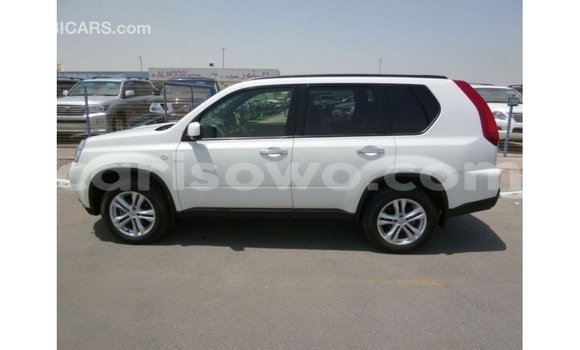 Buy Import Nissan Evalia White Truck in Import - Dubai in Benign Buy Import Nissan Evalia White Truck in Import - Dubai in Benign