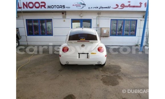 Acheter Import Voiture Volkswagen Beetle Blanc à Import - Dubai, Benin Acheter Import Voiture Volkswagen Beetle Blanc à Import - Dubai, Benin
