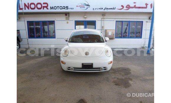 Acheter Import Voiture Volkswagen Beetle Blanc à Import - Dubai, Benin Acheter Import Voiture Volkswagen Beetle Blanc à Import - Dubai, Benin