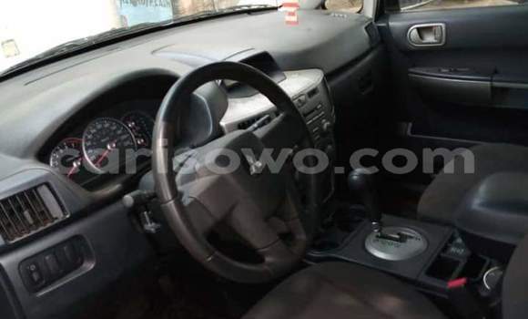 Ra Àlòkù Mitsubishi Endeavor funfun Ọkọ̀ in Cotonou ni Benin Ra Àlòkù Mitsubishi Endeavor funfun Ọkọ̀ in Cotonou ni Benin