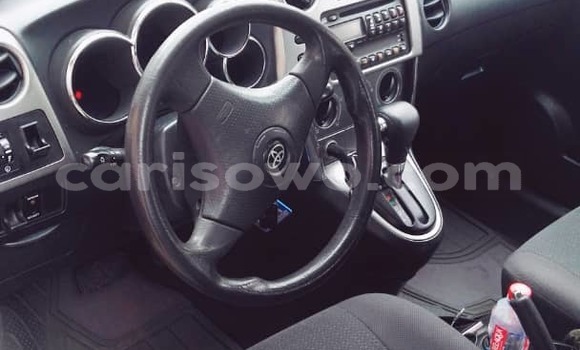 Acheter Occasion Voiture Toyota Matrix Bleu à Cotonou, Benin Acheter Occasion Voiture Toyota Matrix Bleu à Cotonou, Benin