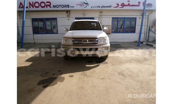 Sayi Imported Toyota Land Cruiser White Mota in Import - Dubai a Benin Sayi Imported Toyota Land Cruiser White Mota in Import - Dubai a Benin